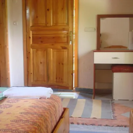 Kiyi Guest house *